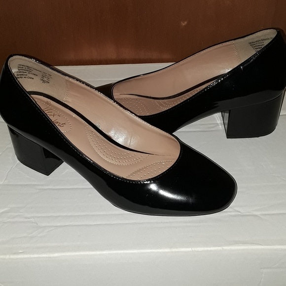 Shoes - Picture 2 of 3